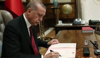 Cumhurbaşkanı Erdoğan’ın imzasıyla 3 bakan yardımcısı görevden alındı